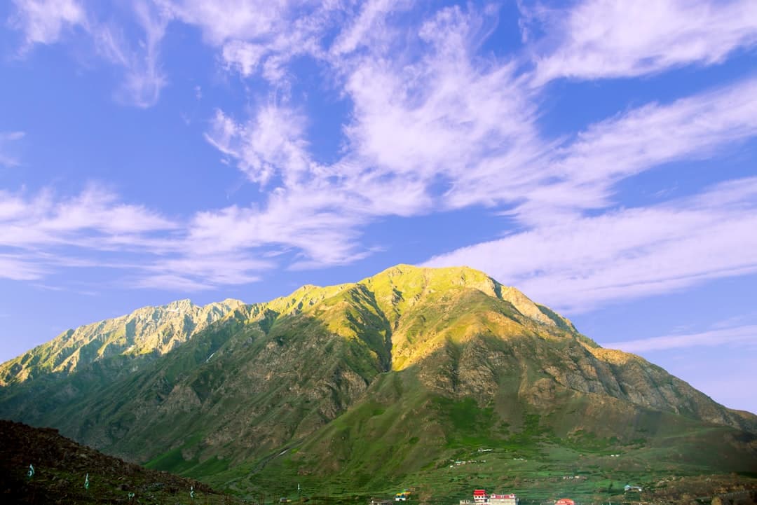 Zapierający dech w piersiach krajobraz gór Mecsek