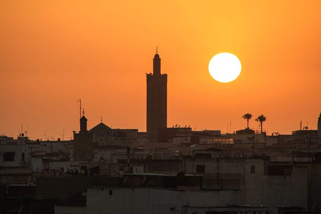 Cudowny zachód słońca nad Essaouirą
