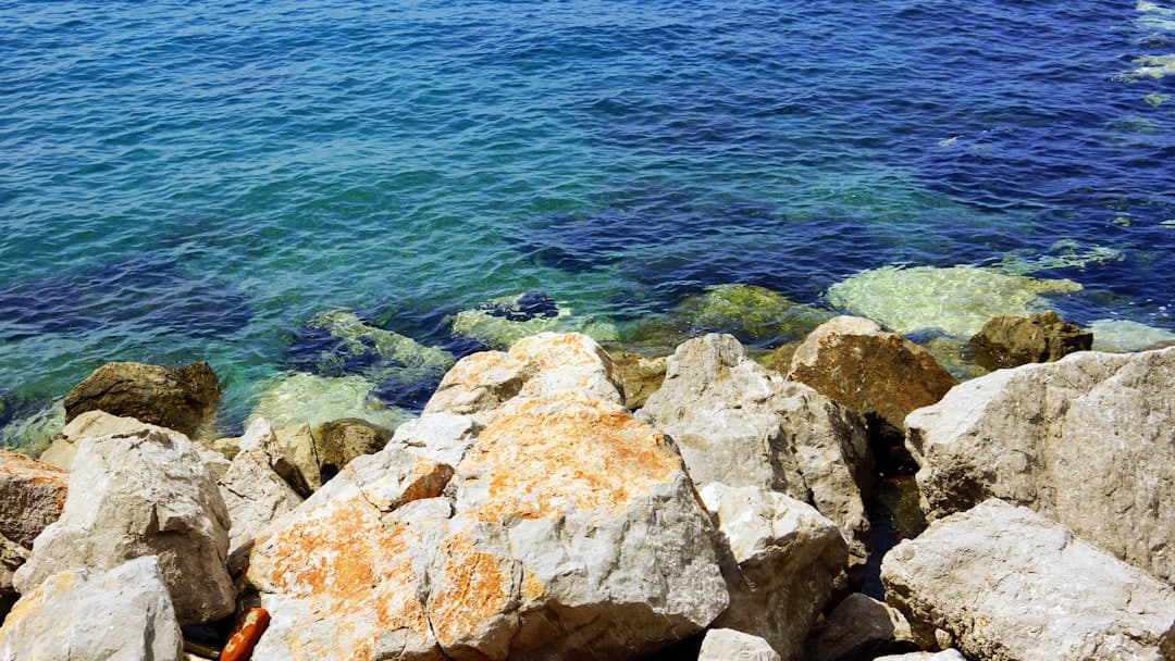 Plaża Paleokastritsa na Korfu