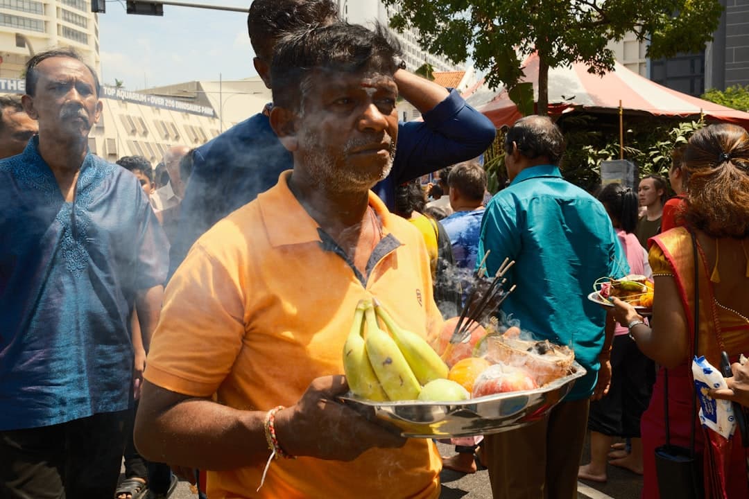 Lokalne dania kuchni srilankijskiej na targu