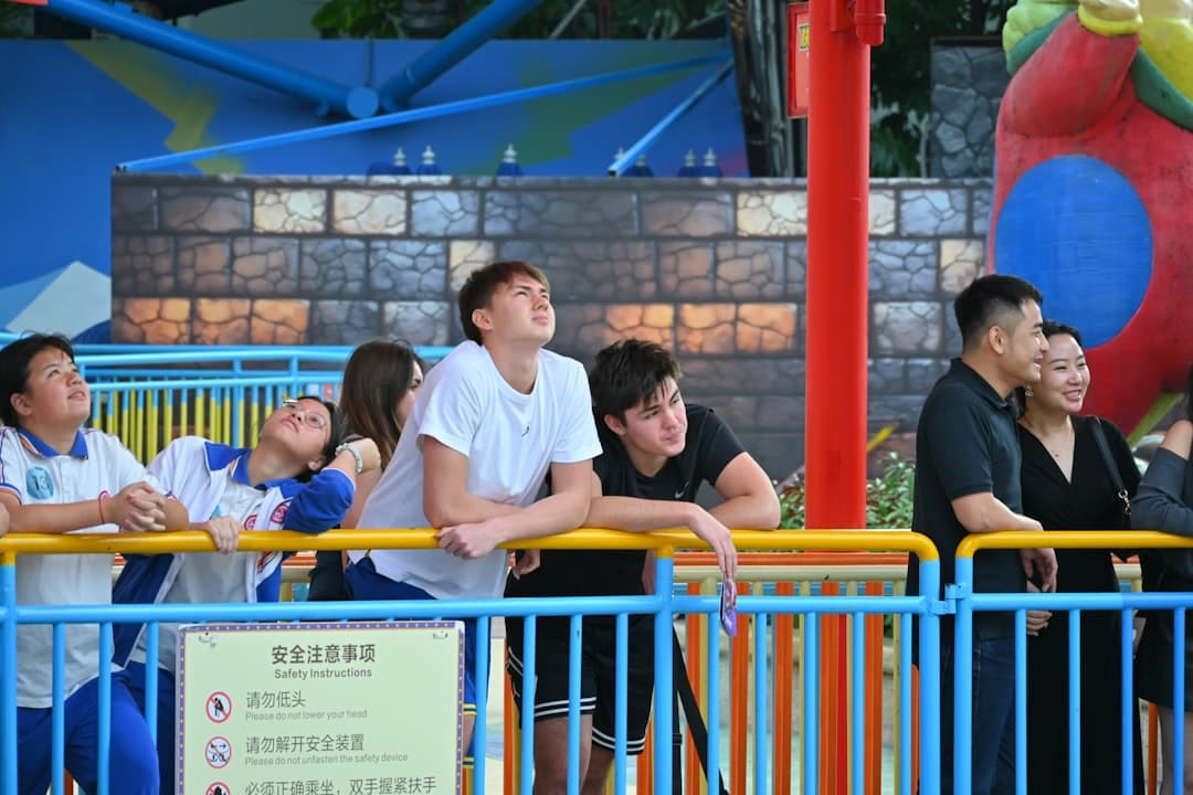 Rodzina korzystająca z atrakcji w Liseberg