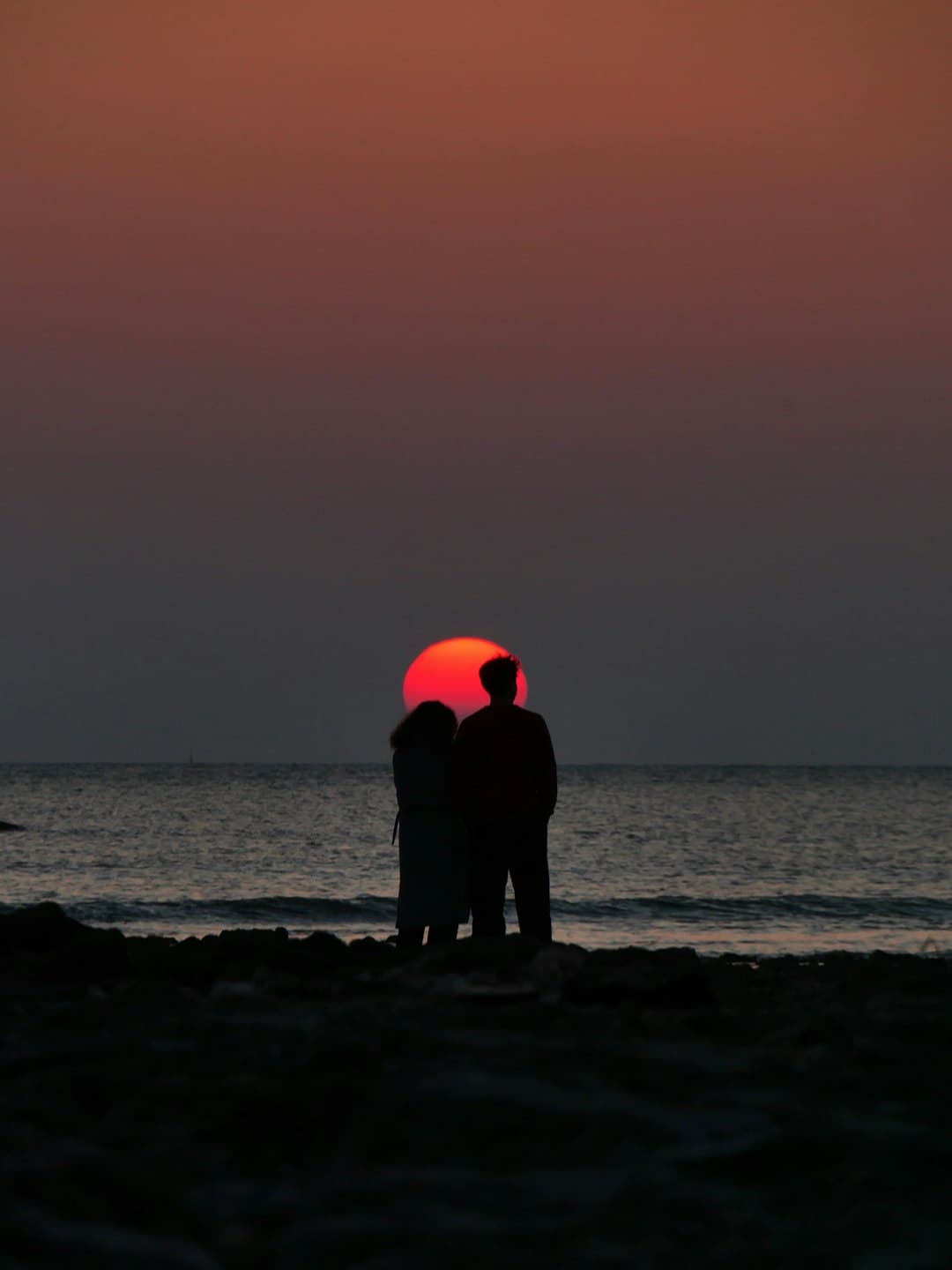 Romantyczny zachód słońca na Bora Bora
