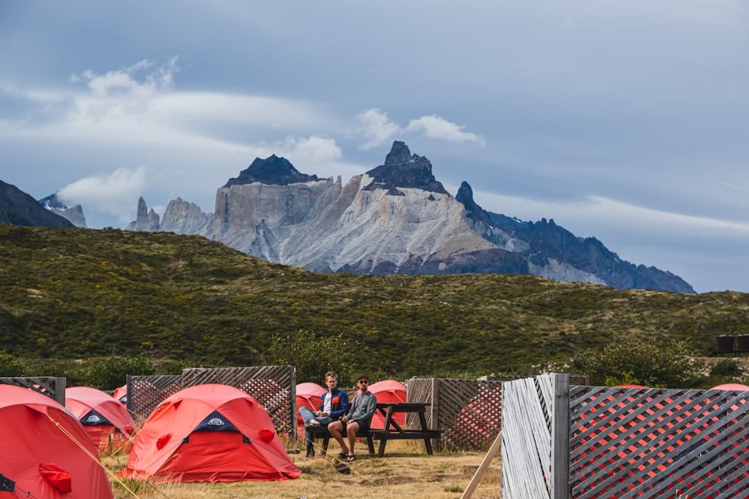 Kemping w Torres del Paine z pięknymi widokami
