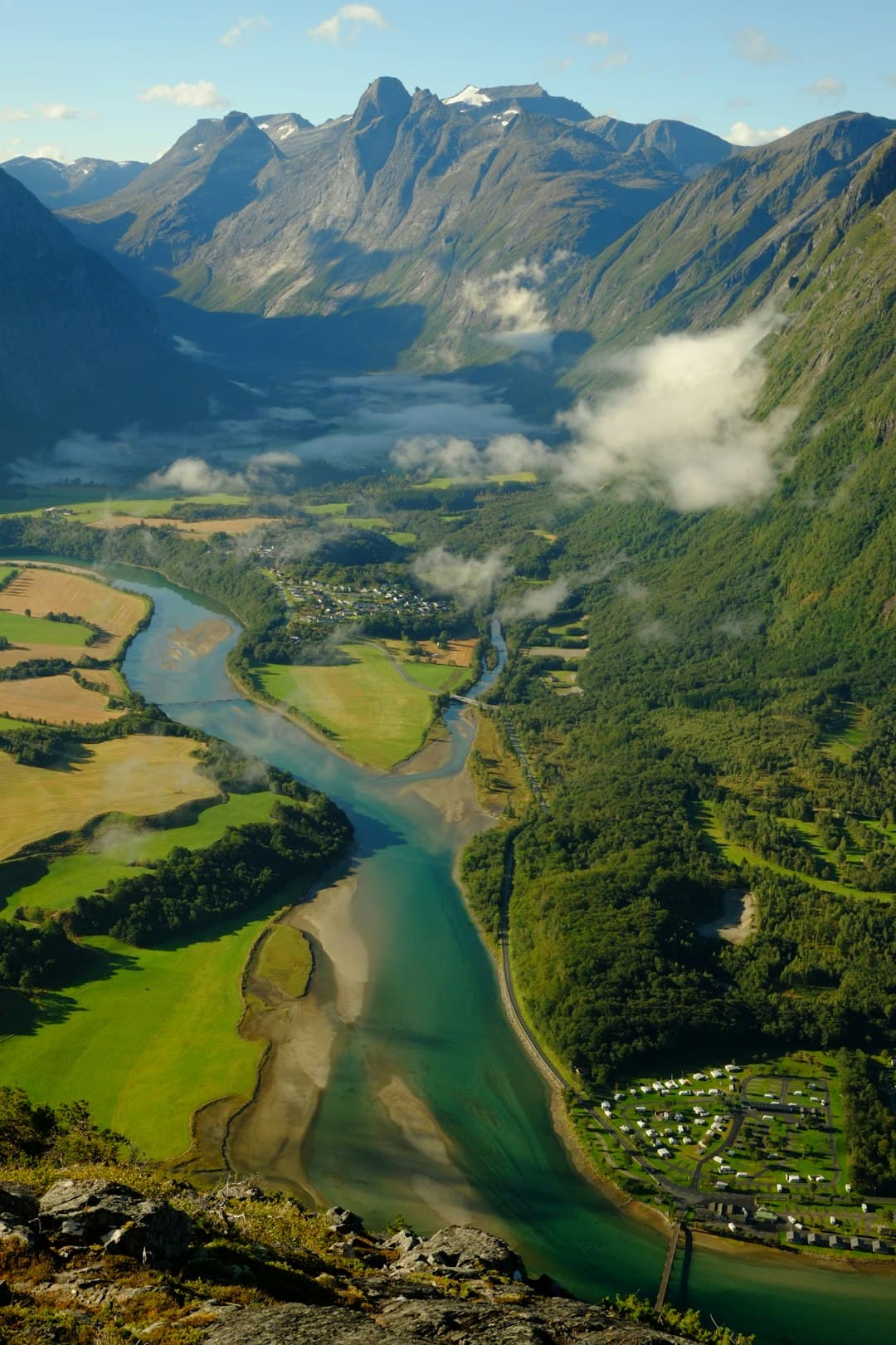 Krajobraz fiordu w Norwegii