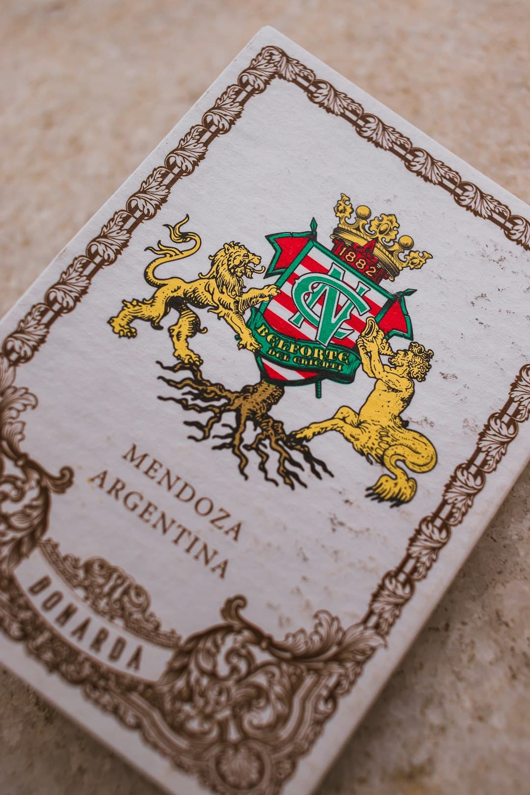 Etykieta wina Mendoza Argentyna Bonarda.