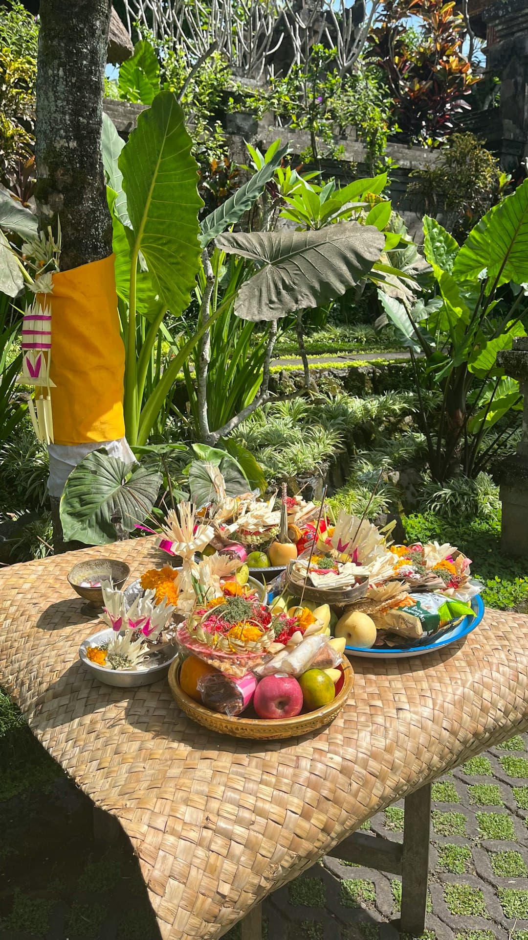 Pięknie podane śniadanie w luksusowej atmosferze
