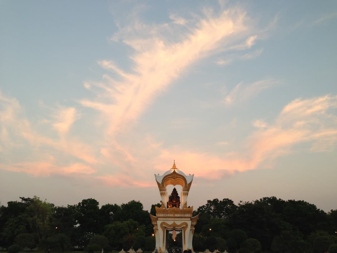 Widok na zachód słońca z Świątyni Prawdy