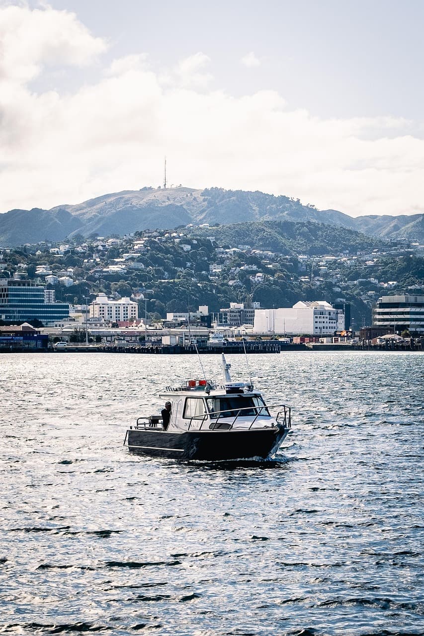 Rzeka Bentota z łodzią