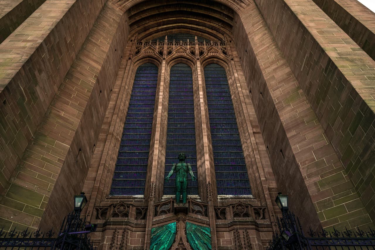 Widok na Katedrę Liverpoolu z góry