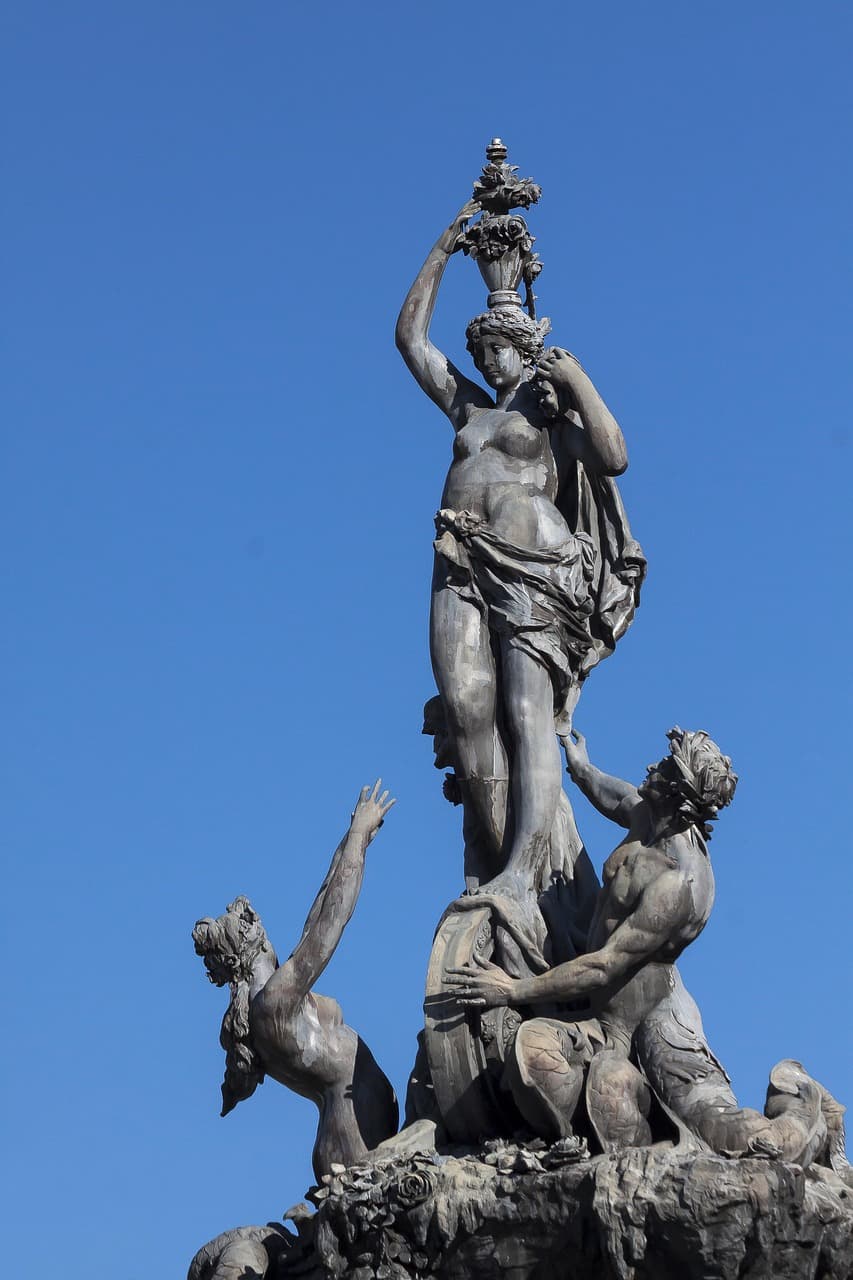 Wodospad La Fortuna w dżungli