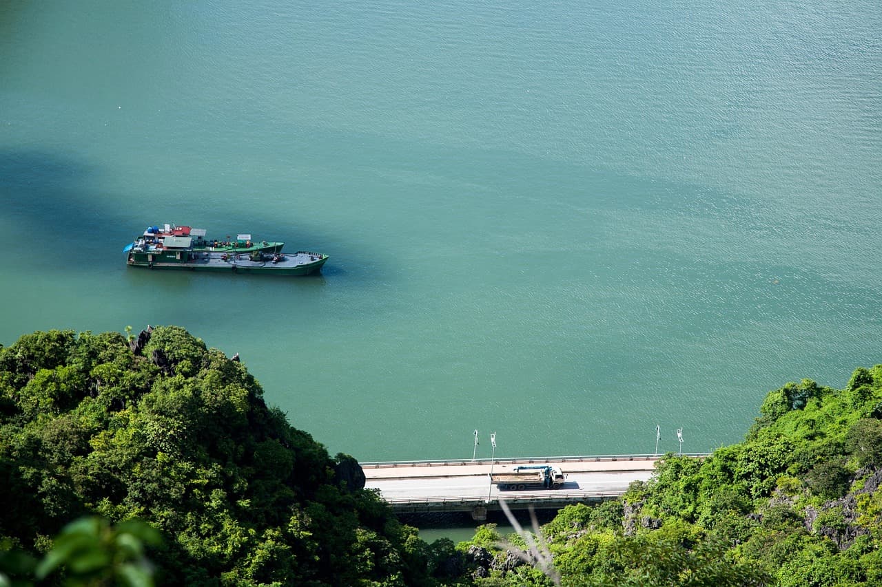 Widok na Zatokę Ha Long