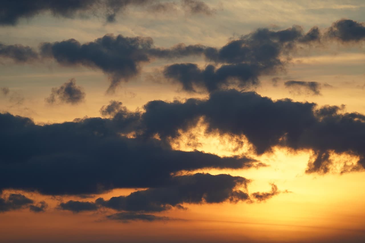 Nurkowie w krystalicznie czystej wodzie Beau Vallon