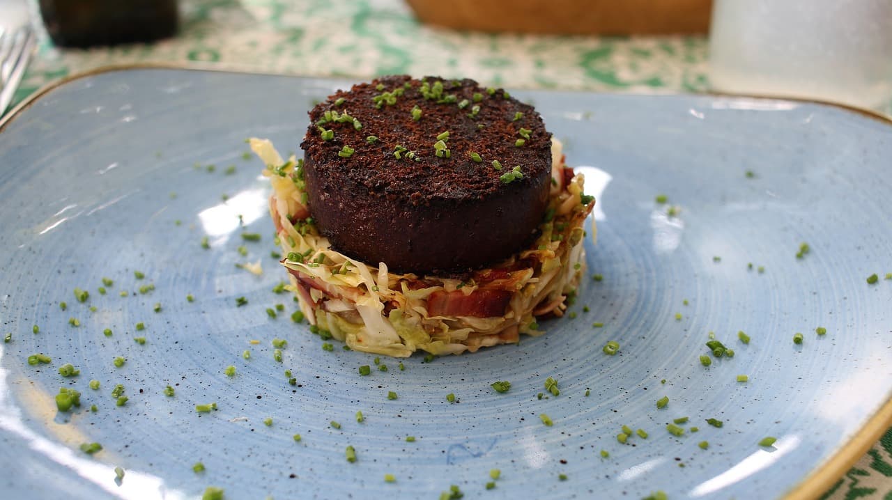 Lokalne danie Tiroler Gröstl