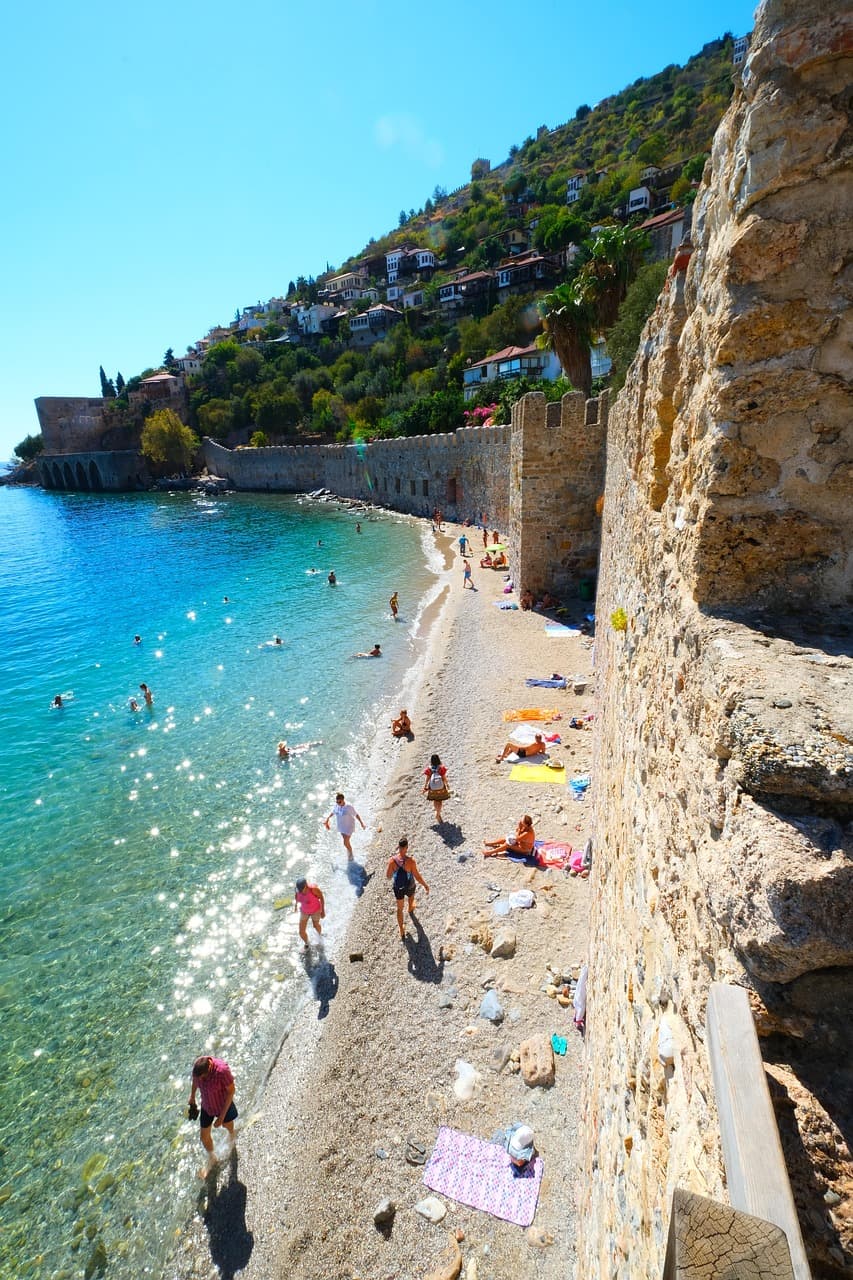 Bezpieczne miejsce do jedzenia w Alanyi